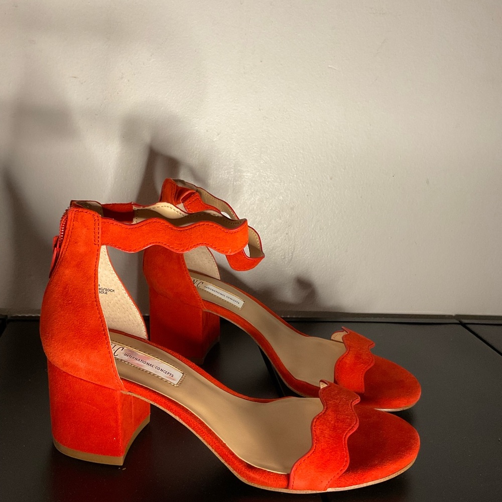 Women's Hadwin Scallop Two-Piece Sandals